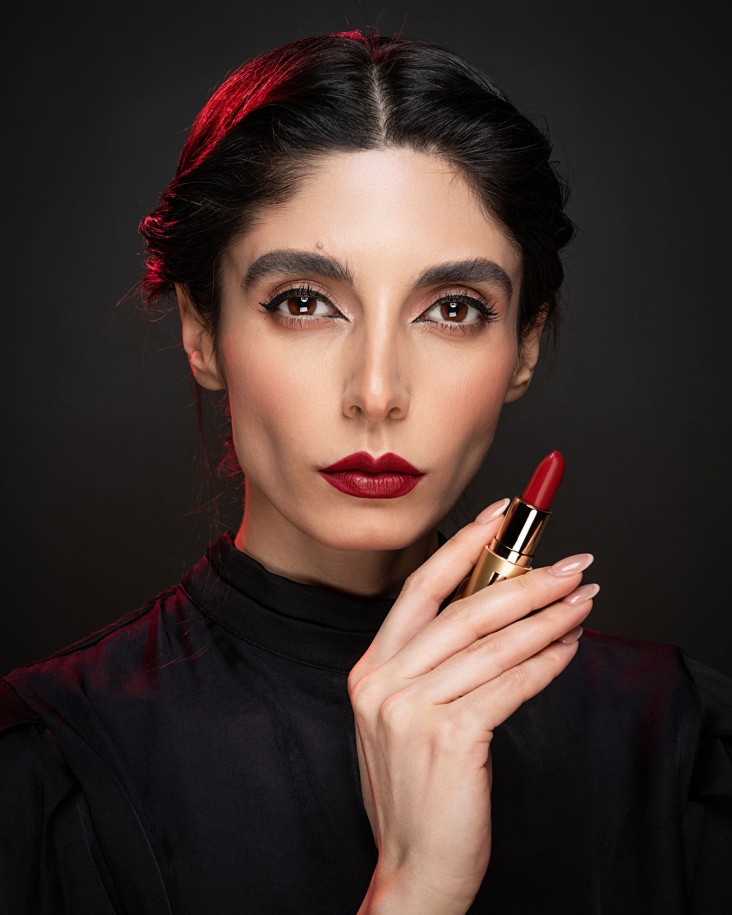 alborzparsi portraitphotography rouge
